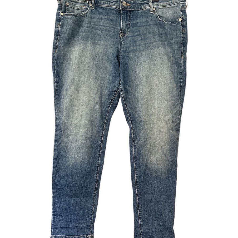Torrid Jeans Boyfriend Women’s 18 Blue Straight Leg Stretch Denim Cotton Blend